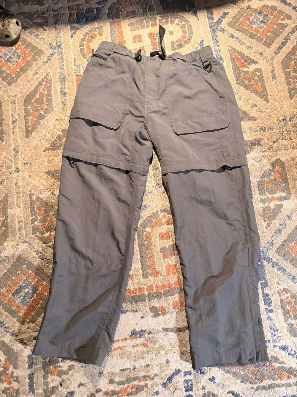 The North Face Men's Convertible Zip-Off Cargo Hiking Pants Size Large
